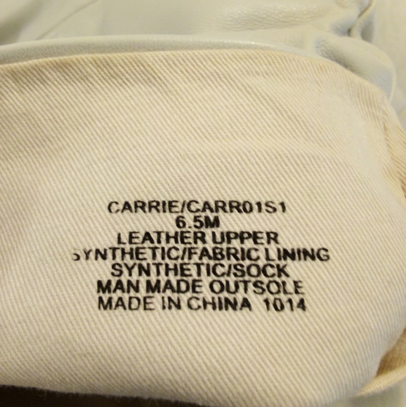 SALE!!! Steve Madden "Carrie" White Leather Boots - Picture 6 of 9